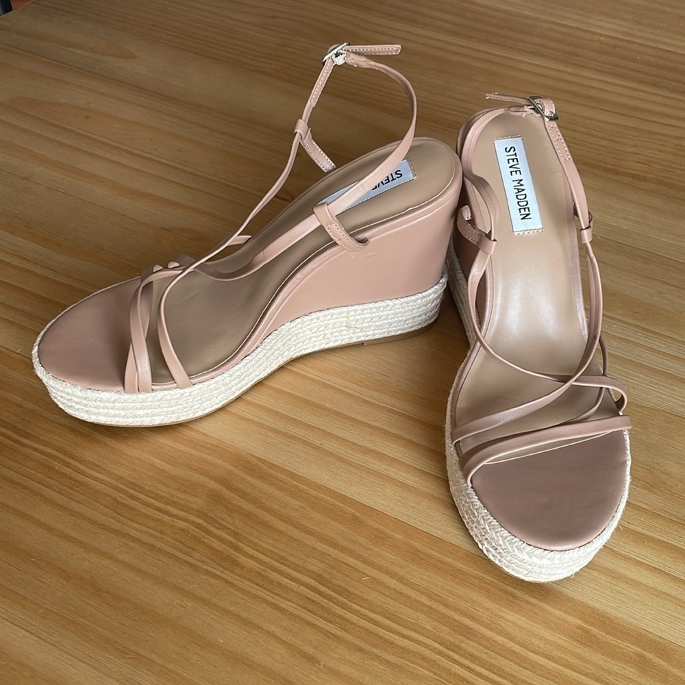 NWOB Steve‎ Madden Whitlee Wedge